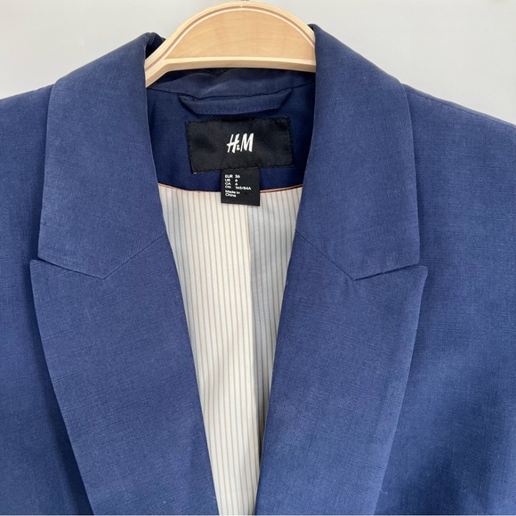 H&M Women’s Blue Blazer - Picture 2 of 6